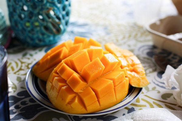 dream about mango