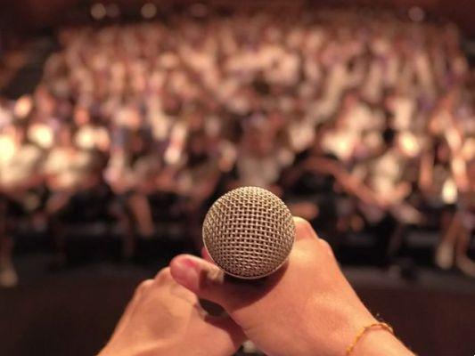 Take Advantage of New Year's Opportunities and Practice Your Public Speaking: 4 Amazing Exercises!