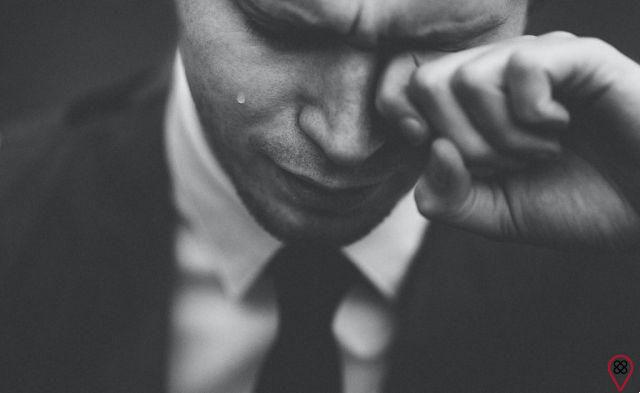 L'uomo non piange? Perché dovremmo rompere questo stigma?