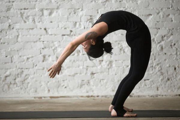 How to Use Yoga to Treat Arthritis