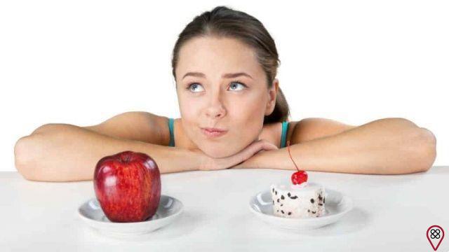 Why is dieting difficult and how to deal with it?